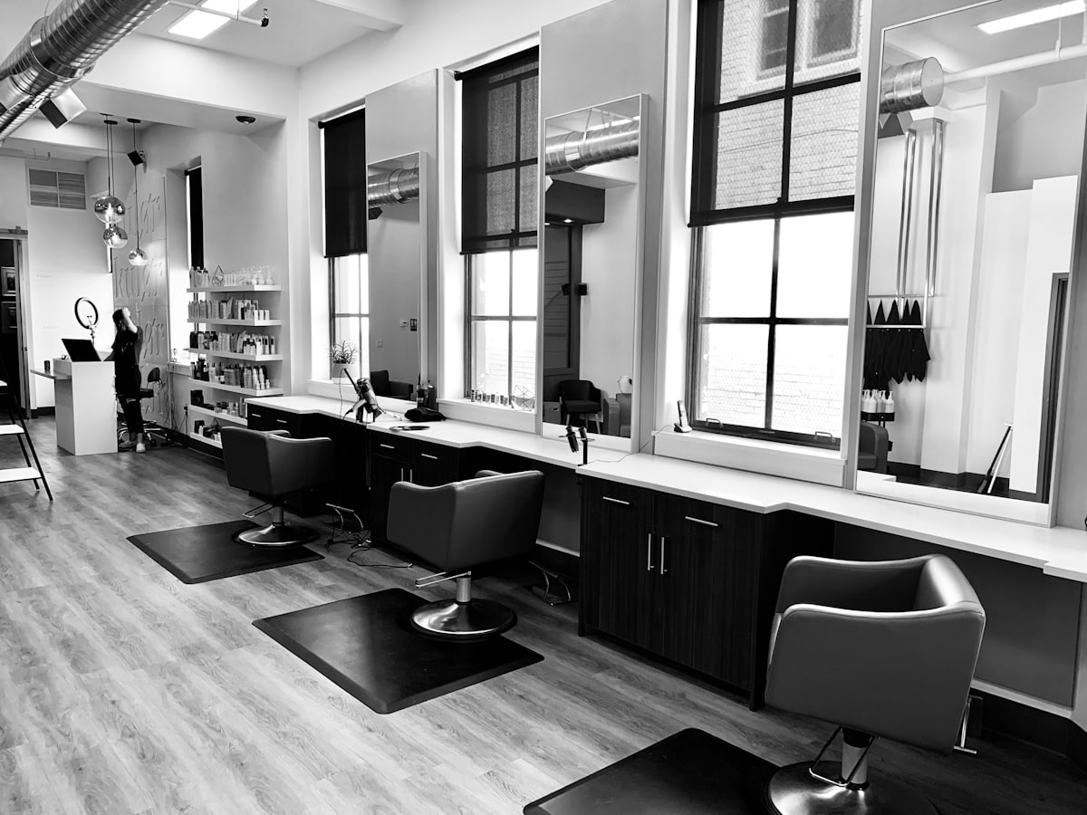 Salon Nails by KE
